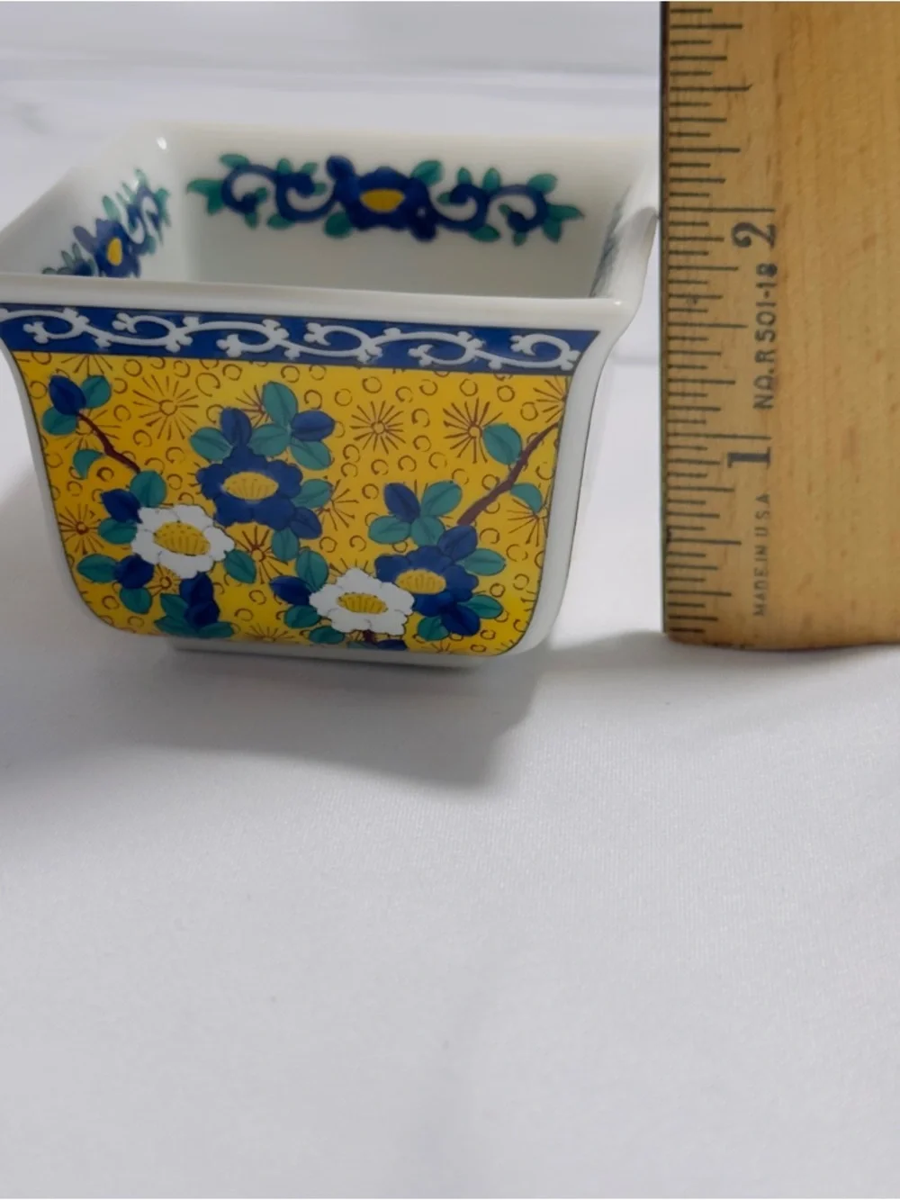 Takahashi kutani miniature
